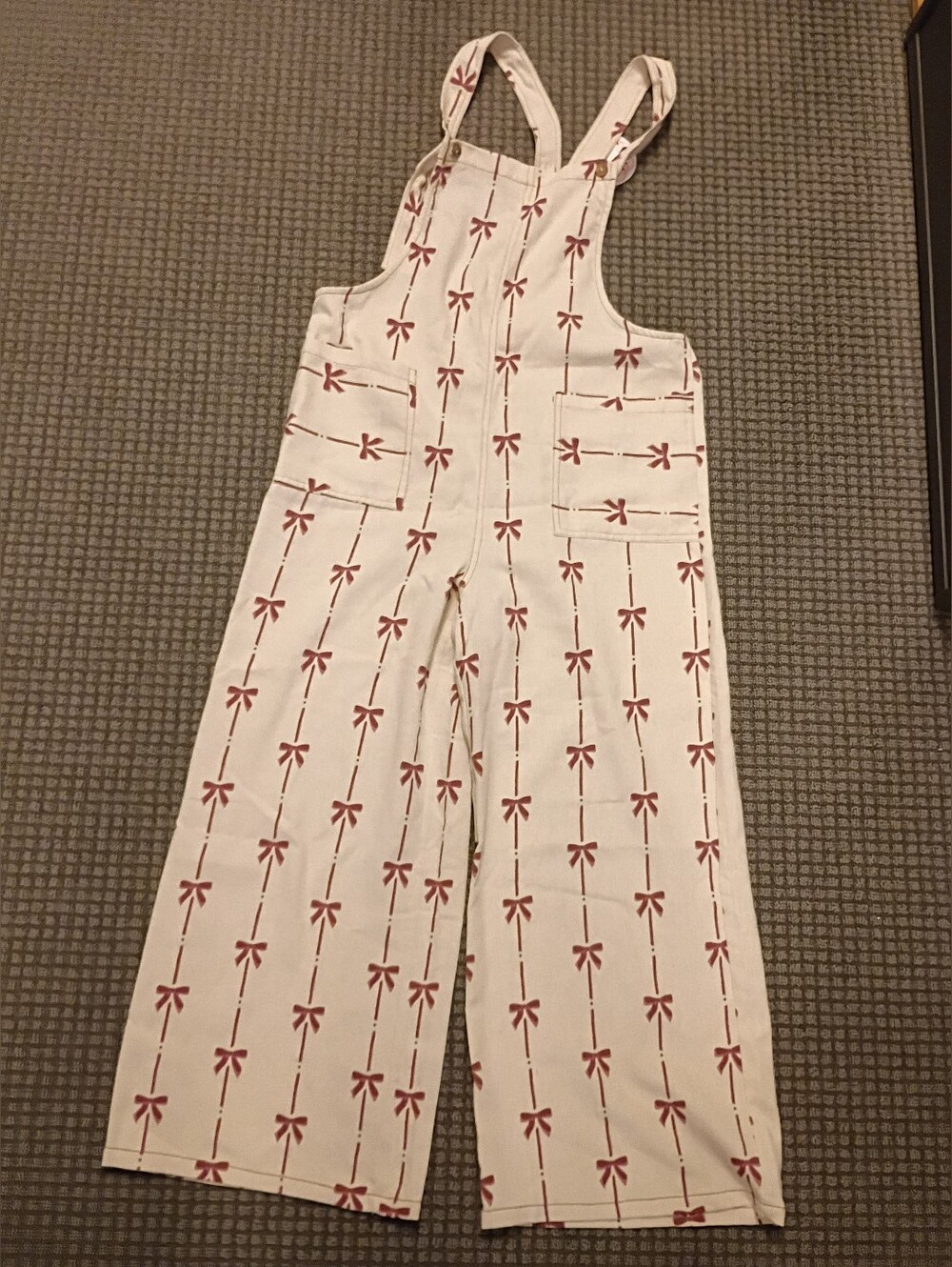 NWT Umgee Jumpsuit/Overalls with Bow Print Size S Super Cute